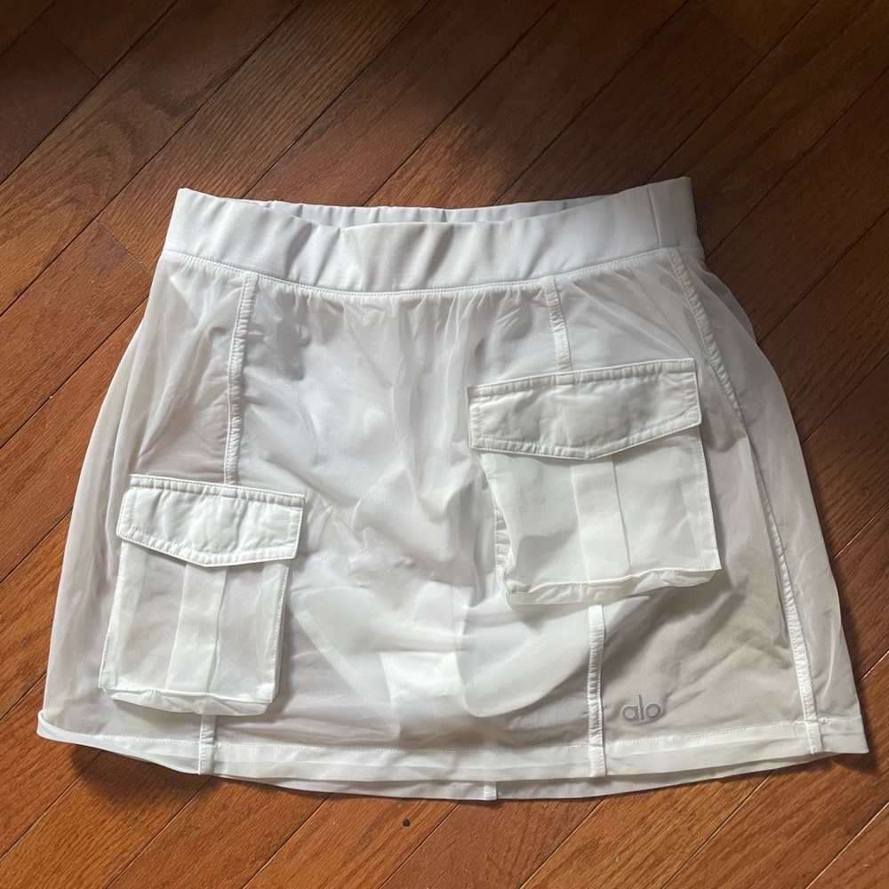 ALO Yoga Sheer Effusion Cargo Skirt